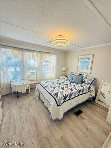 10620 Wales LOOP, Bonita Springs, FL 34135