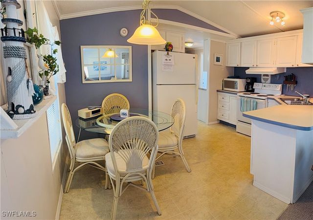 10620 Wales LOOP, Bonita Springs, FL 34135