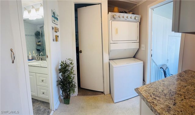 10620 Wales LOOP, Bonita Springs, FL 34135