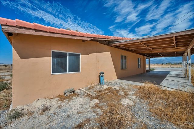 2351 Bond Street, Pahrump, NV 89048