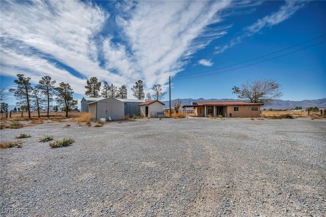 2351 Bond Street, Pahrump, NV 89048