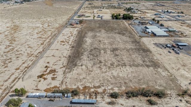 2351 Bond Street, Pahrump, NV 89048