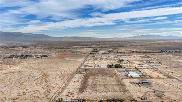 2351 Bond Street, Pahrump, NV 89048
