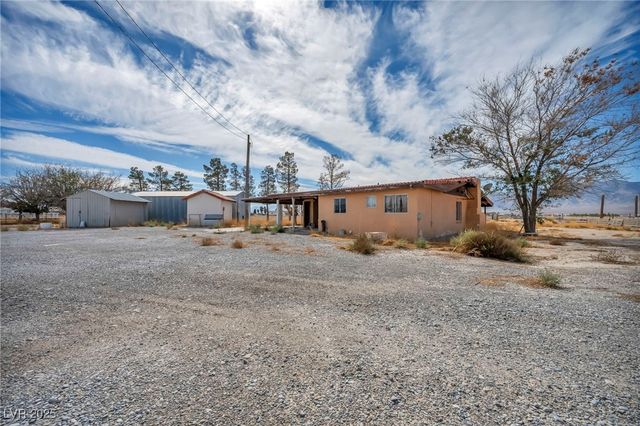 2351 Bond Street, Pahrump, NV 89048
