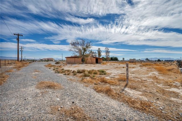2351 Bond Street, Pahrump, NV 89048