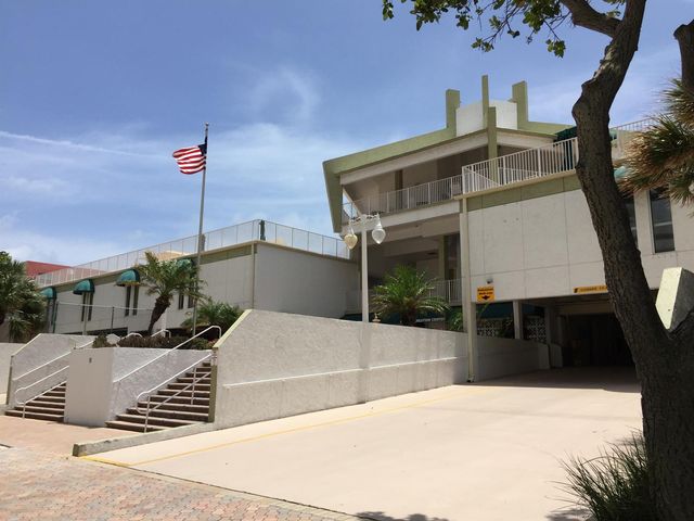 101 Briny Avenue 806, Pompano Beach, FL 33062