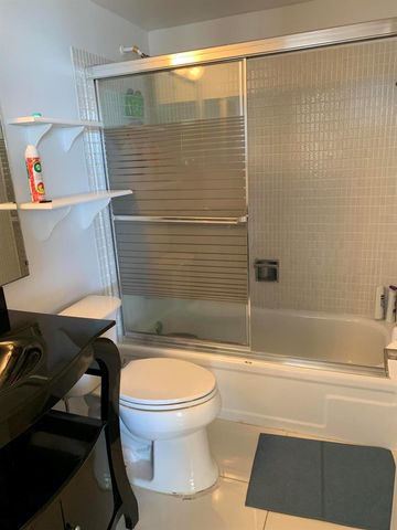 101 Briny Avenue 806, Pompano Beach, FL 33062