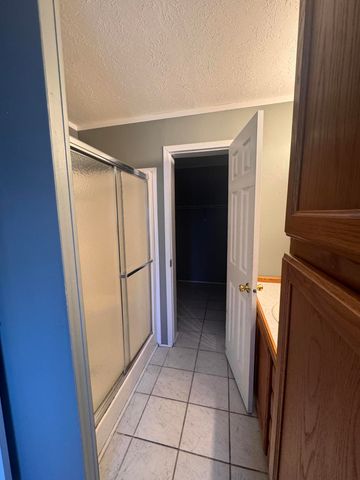 102 Hillview Court, Frankfort, KY 40601