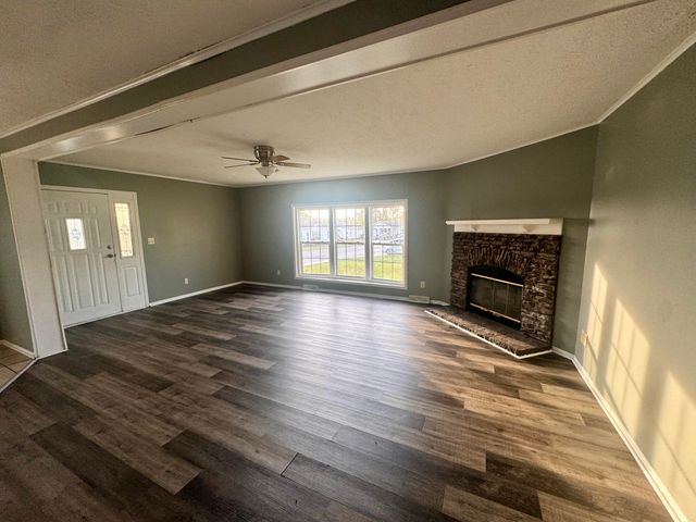 102 Hillview Court, Frankfort, KY 40601