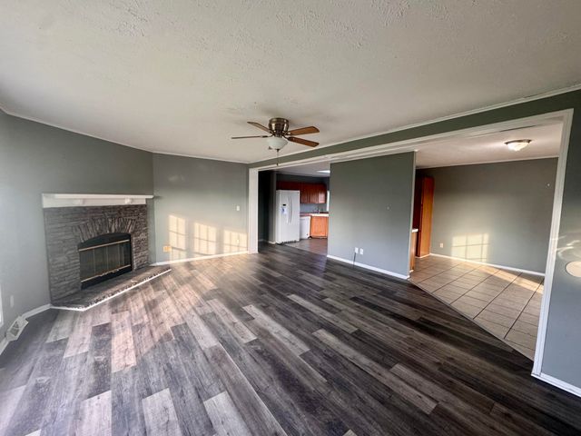 102 Hillview Court, Frankfort, KY 40601