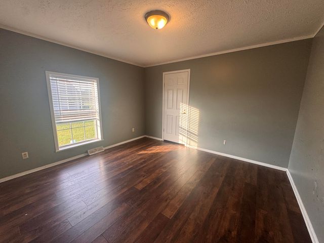 102 Hillview Court, Frankfort, KY 40601