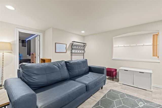 4033 120th Place SE, Everett, WA 98208