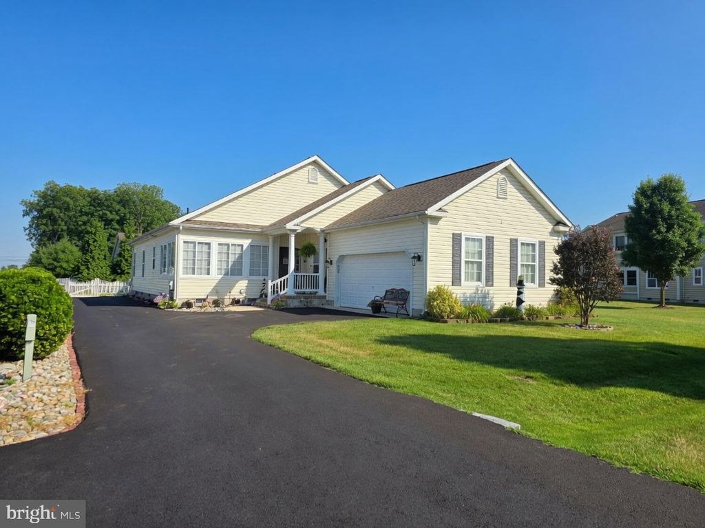 11 HICKORY BRANCH LN, Milford, DE 19963