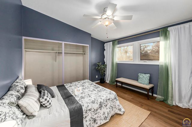 3029 SW Arnold AVE, Topeka, KS 66614