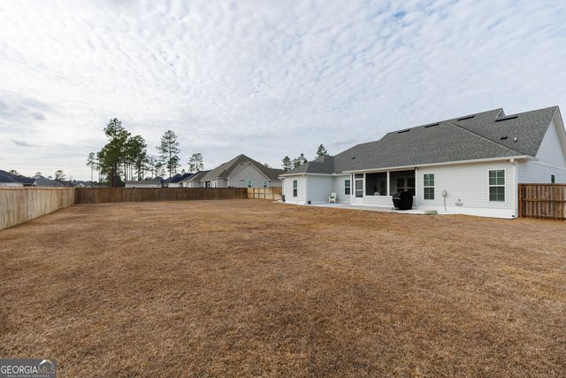 7301 Shadow Creek Drive, Hahira, GA 31632