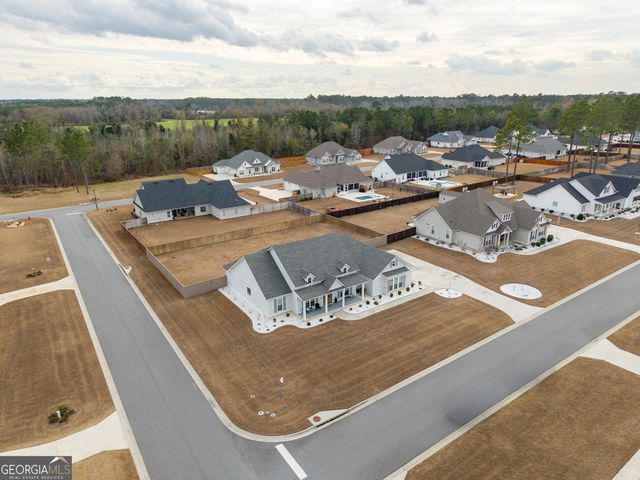 7301 Shadow Creek Drive, Hahira, GA 31632