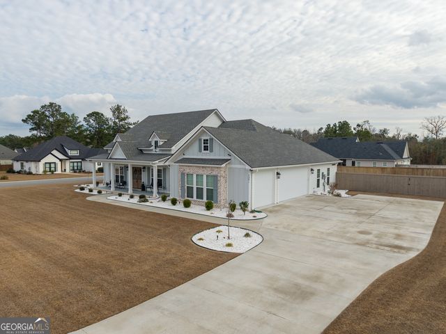 7301 Shadow Creek Drive, Hahira, GA 31632