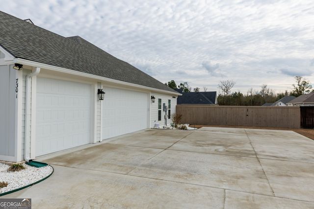 7301 Shadow Creek Drive, Hahira, GA 31632