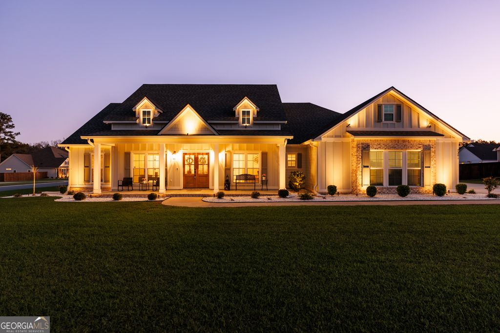 7301 Shadow Creek Drive, Hahira, GA 31632