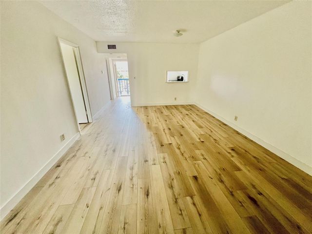 981 Hillcrest Court 306, Hollywood, FL 33021