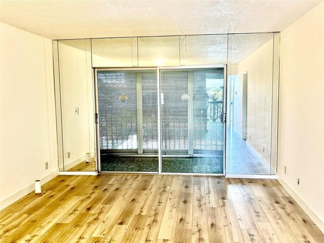 981 Hillcrest Court 306, Hollywood, FL 33021