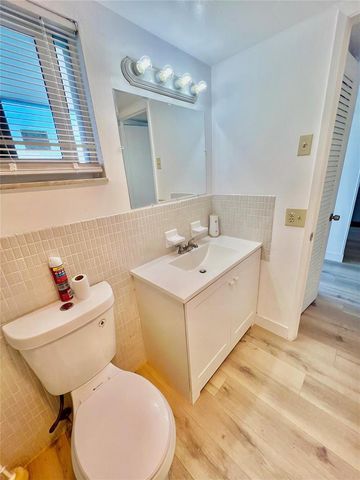 981 Hillcrest Court 306, Hollywood, FL 33021