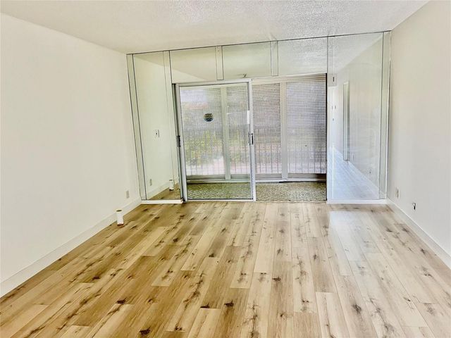 981 Hillcrest Court 306, Hollywood, FL 33021