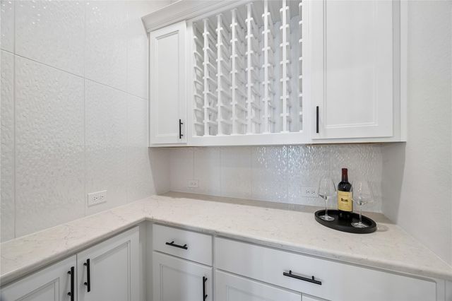 27720 Hazelbrook Lane, Spring, TX 77386