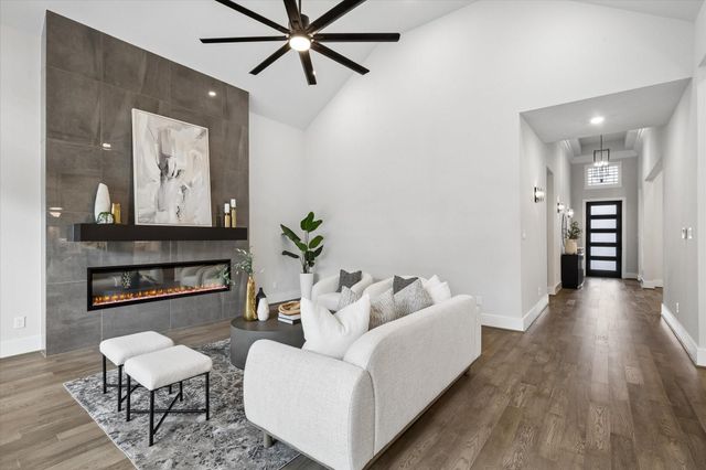 27720 Hazelbrook Lane, Spring, TX 77386