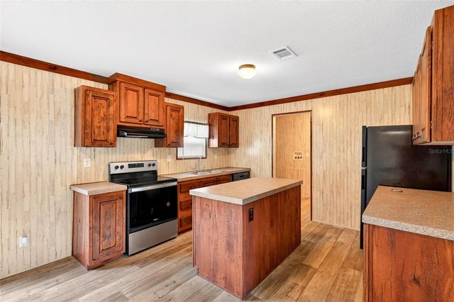 1540 SE 187TH AVENUE, Silver Springs, FL 34488