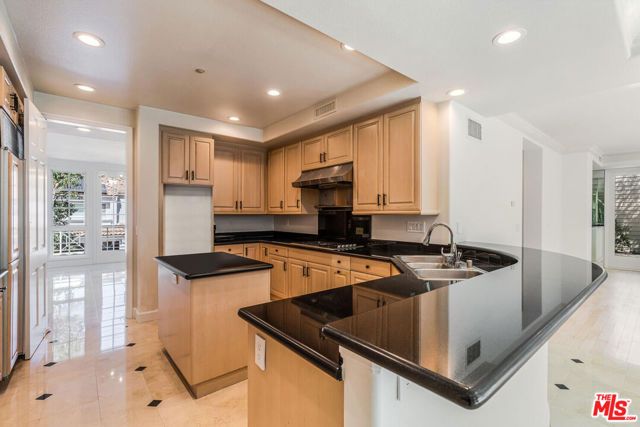 2370 Brookshire Lane, Los Angeles, CA 90077