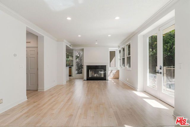 2370 Brookshire Lane, Los Angeles, CA 90077