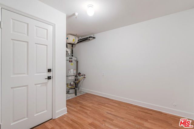 2370 Brookshire Lane, Los Angeles, CA 90077