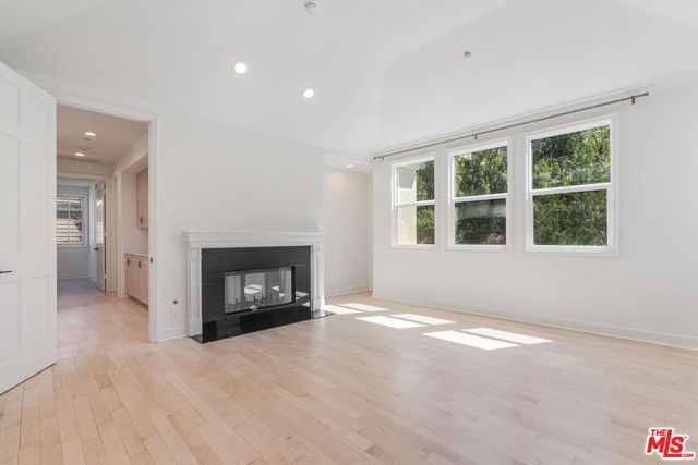 2370 Brookshire Lane, Los Angeles, CA 90077