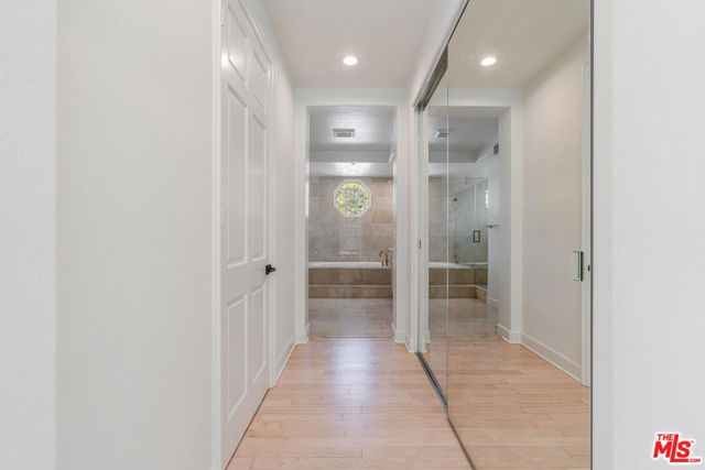 2370 Brookshire Lane, Los Angeles, CA 90077