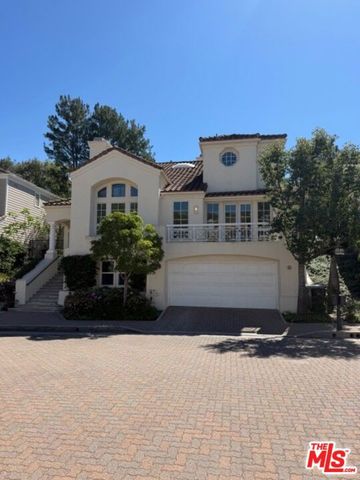 2370 Brookshire Lane, Los Angeles, CA 90077