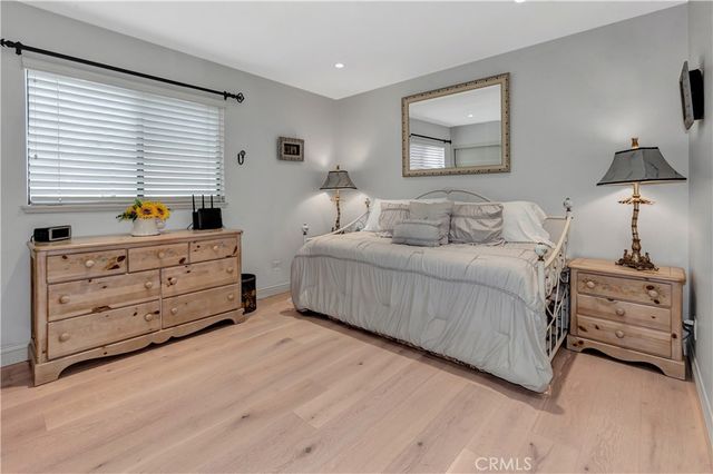 25641 Rapid Falls Road, Laguna Hills, CA 92653