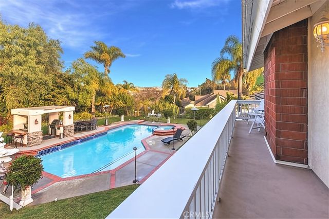 25641 Rapid Falls Road, Laguna Hills, CA 92653