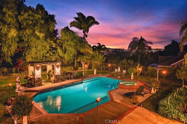 25641 Rapid Falls Road, Laguna Hills, CA 92653