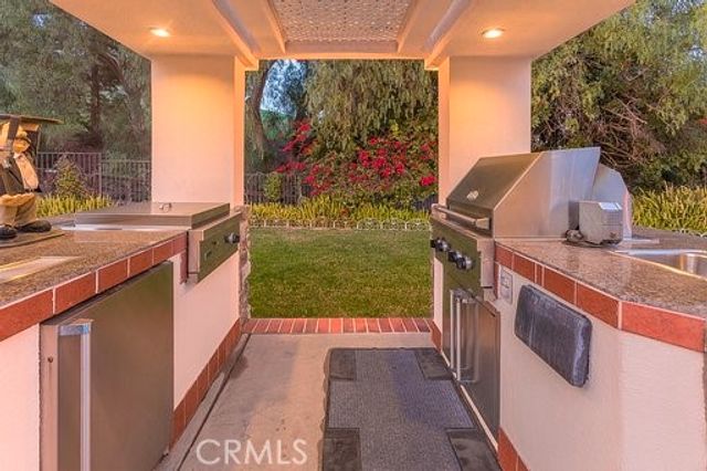 25641 Rapid Falls Road, Laguna Hills, CA 92653