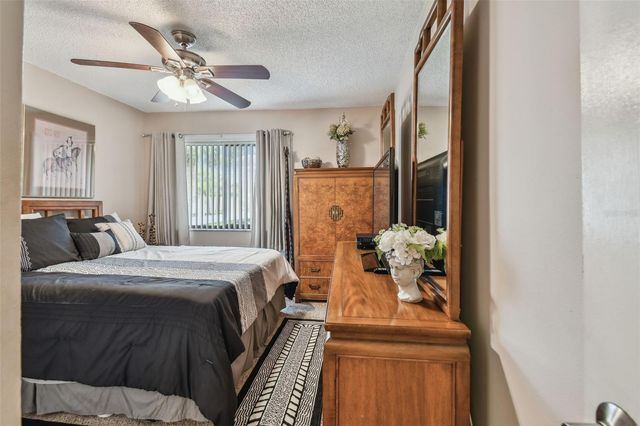 1801 E LAKE ROAD 20G, Palm Harbor, FL 34685