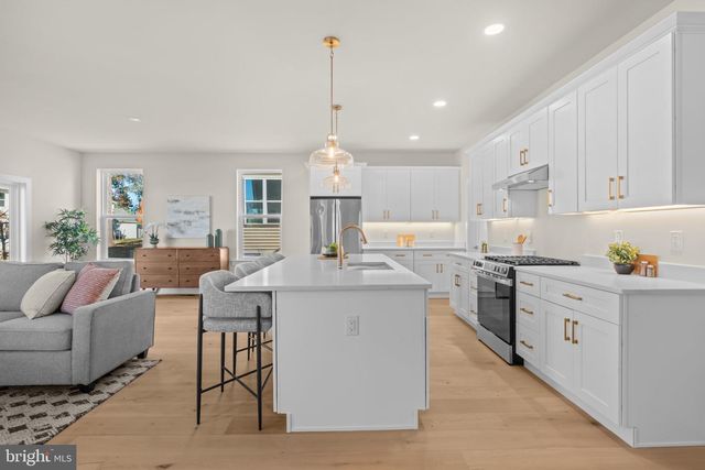 2237 OLD WELSH RD, Willow Grove, PA 19090
