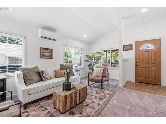 657 Nw 10TH Ave, Camas, WA 98607