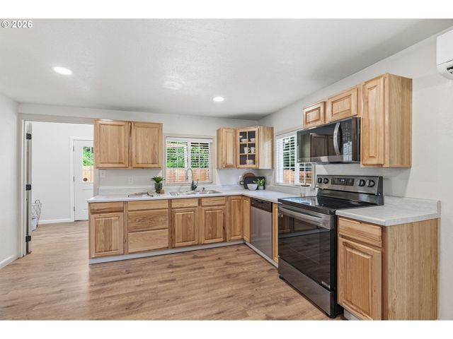 657 Nw 10TH Ave, Camas, WA 98607