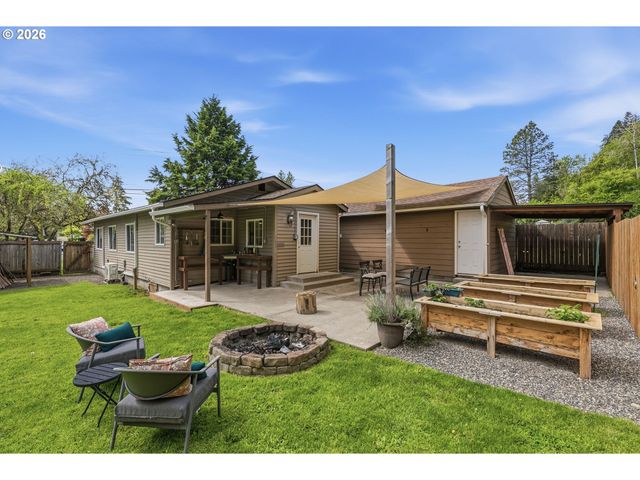 657 Nw 10TH Ave, Camas, WA 98607