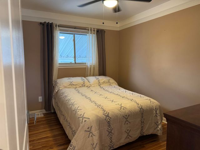 1728 Westchester, Westland, MI 48186