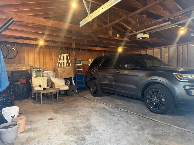 1728 Westchester, Westland, MI 48186