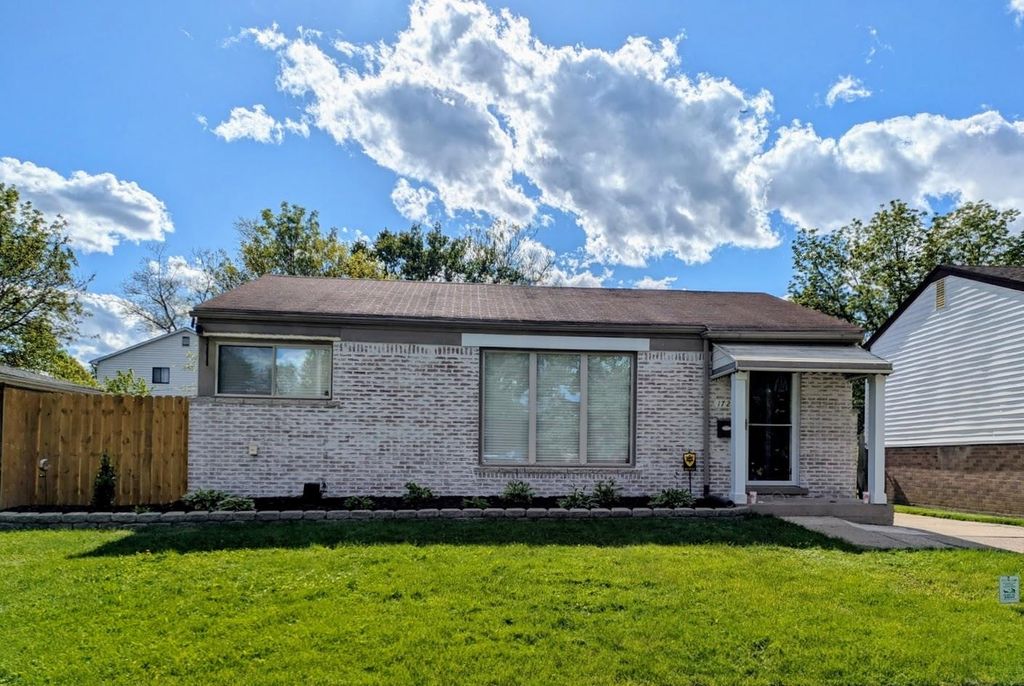 1728 Westchester, Westland, MI 48186