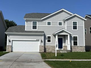 32018 Savannah Drive, Lakemoor, IL 60051