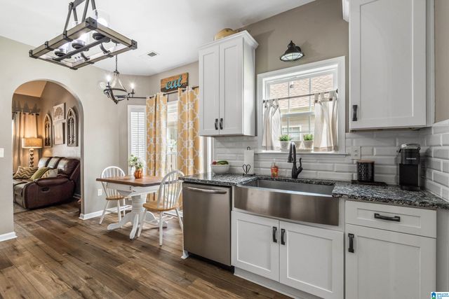 1301 AMBERLEY WOODS DRIVE, Helena, AL 35080